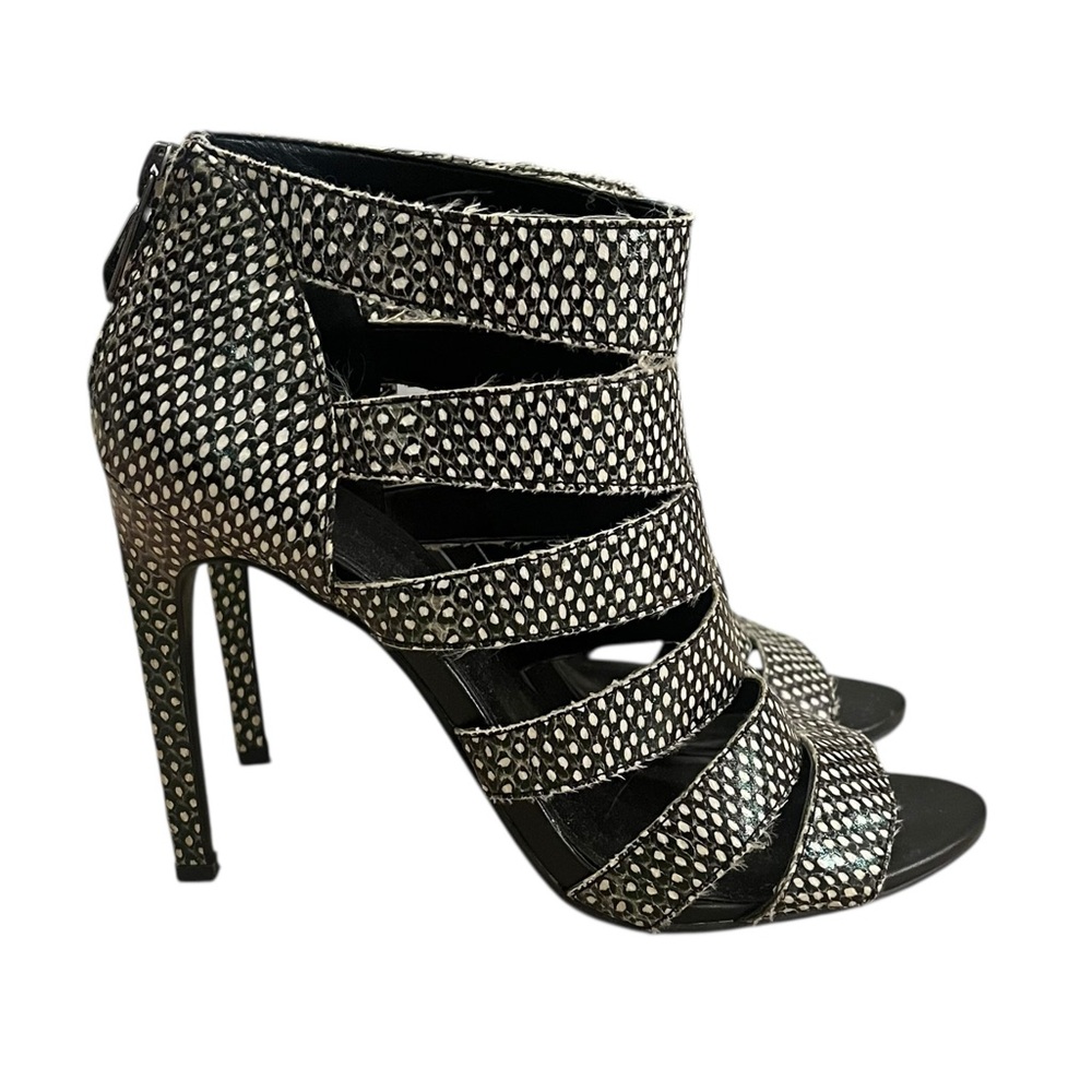 Women’s BCBG Generation Strappy Stiletto Heels SZ 7